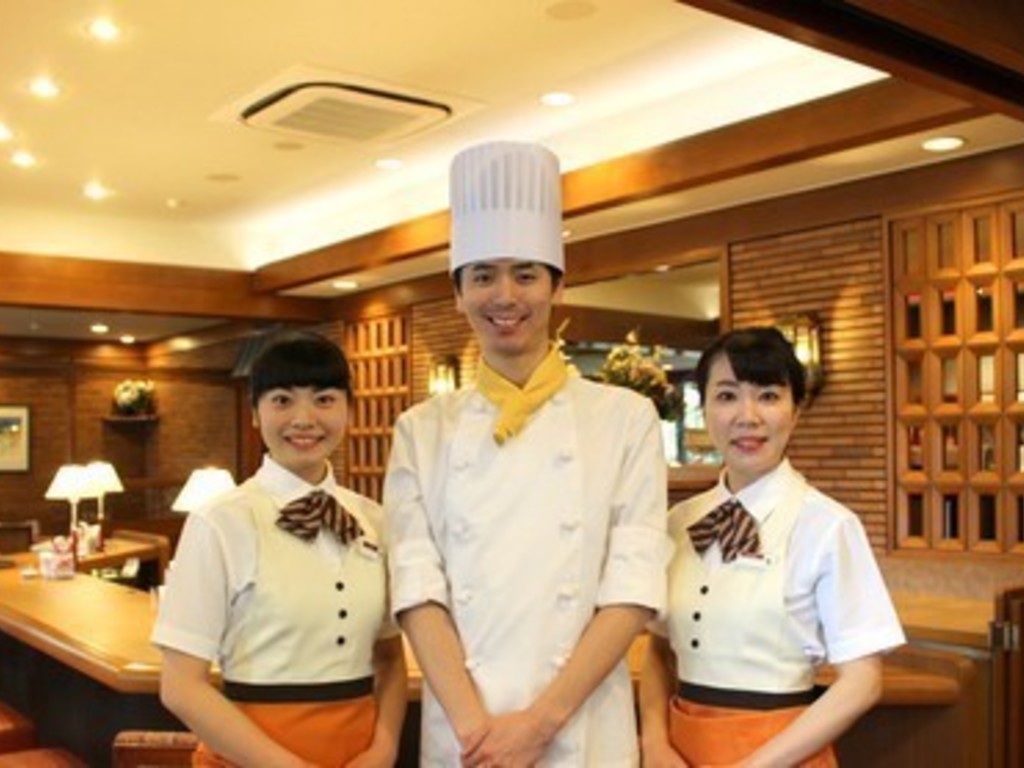 ロイヤルホスト 立川南店のアルバイト パート求人情報 Joblist ジョブリスト スマホであつめる みんなの街の求人はり紙