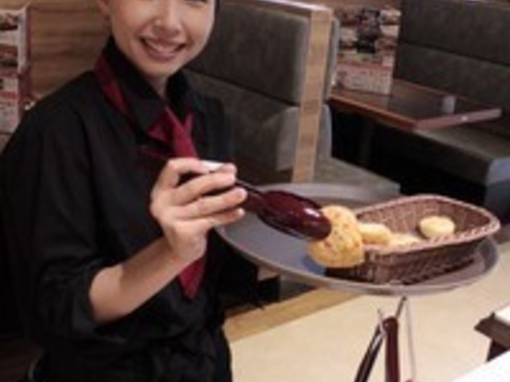 ステーキガスト 和歌山市駅前店 ホールスタッフのアルバイト パート求人情報 Joblist ジョブリスト スマホであつめる みんなの街の求人はり紙