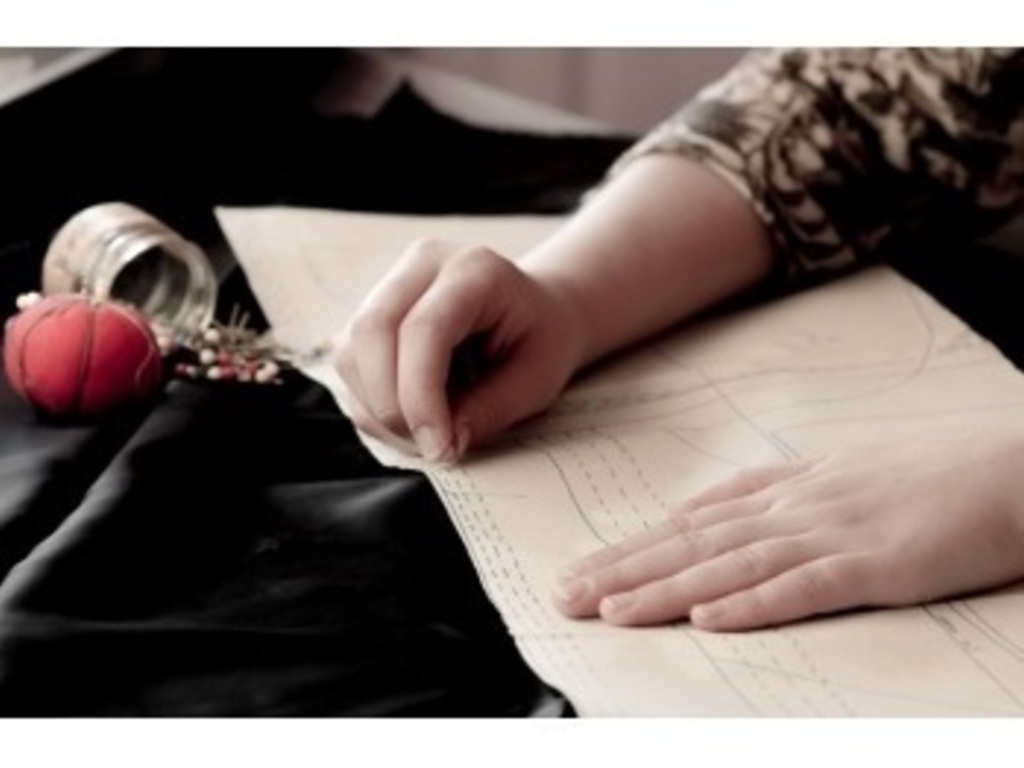 人気ブランド ラルフローレン で洋服のカスタマイズ業務の派遣求人 Joblist ジョブリスト スマホであつめる みんなの街の求人はり紙