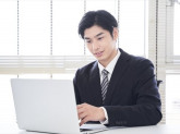 りらいあコミュニケーションズ株式会社