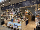 ANGYA（あんぎゃ）神戸本店