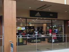 アディダスゴルフファクトリーアウトレット北広島店のアルバイト パート求人情報 Joblist ジョブリスト スマホであつめる みんなの街の求人はり紙