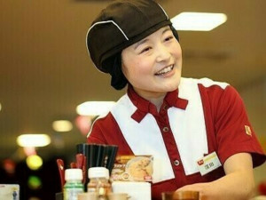 すき家 新潟小新大通店4