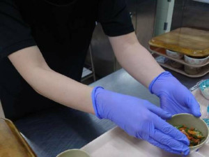 真菰福祉サービスセンターデイサービス厨房　合同会社まるなげ栄養士さん
