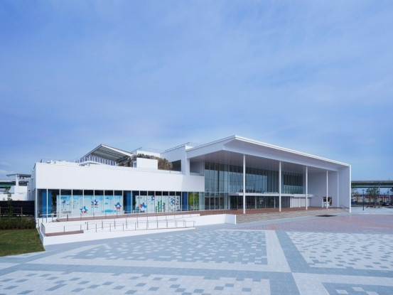 癒しの水族館で一緒に働きませんか？
