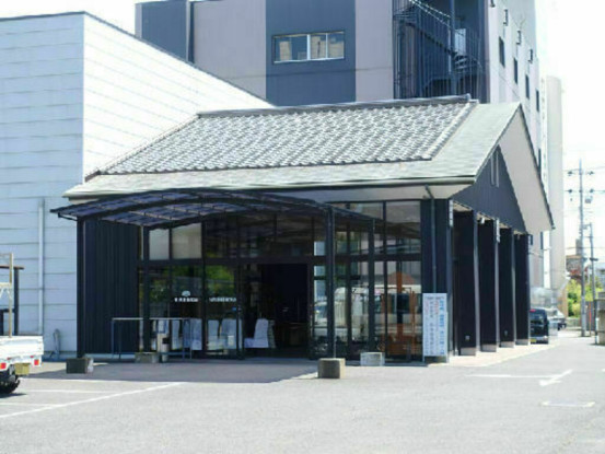 八日市場駅前ホール 画像1