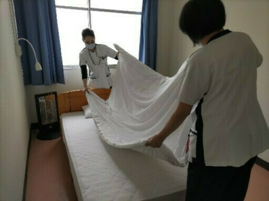 ワタキューセイモア株式会社/佐賀大学医学部附属病院 画像1