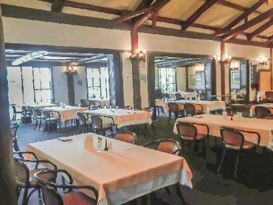 株式会社キャニー／河口湖店（河口湖カントリークラブ内）_C10607 画像1