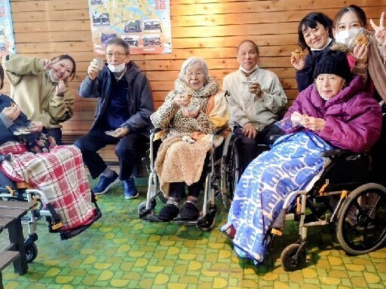 ロイヤルハウス石岡　新館 画像1