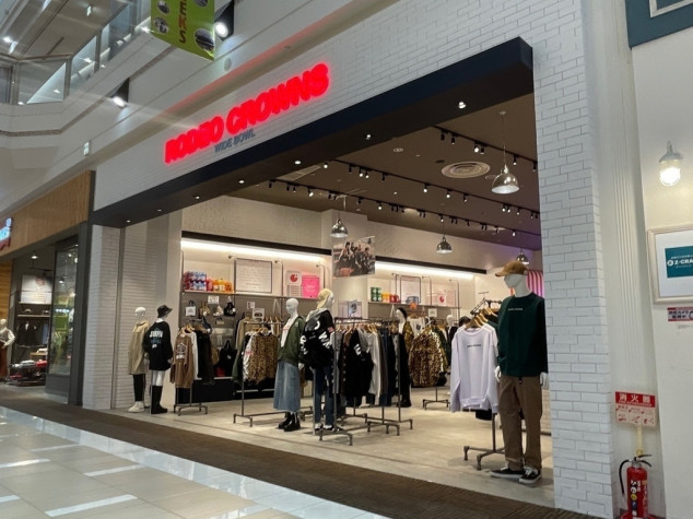 lululemon champlain place