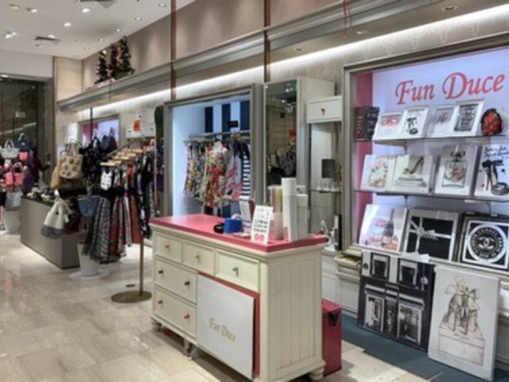 北九州市小倉北区 ネイル ピアスokのアルバイト パート求人情報 Joblist ジョブリスト スマホであつめる みんなの街の求人はり紙