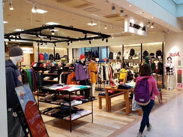 エクストララージ エックスガール 軽井沢アウトレット店のアルバイト パート求人情報 Joblist ジョブリスト スマホであつめる みんなの街の求人はり紙