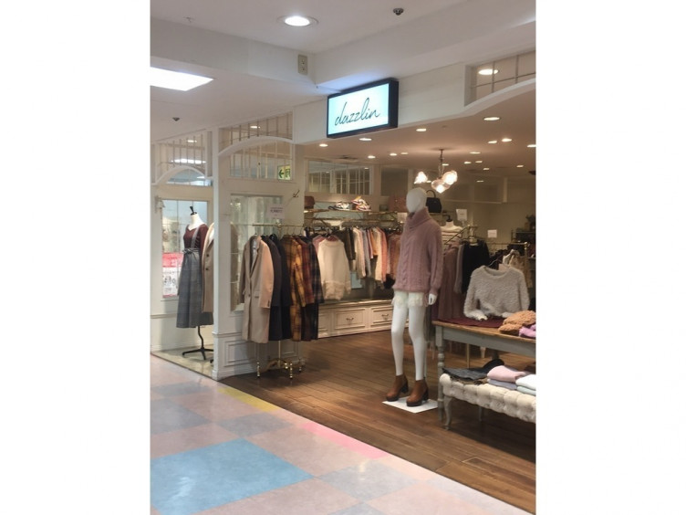 Dazzlin ダズリン 近鉄pass E店のアルバイト パート求人情報 Joblist ジョブリスト スマホであつめる みんなの街の求人はり紙
